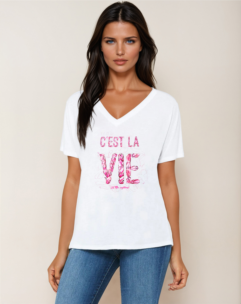 C'est la vie - V-Neck Slouchy Glam Tee - La Vie unfiltered