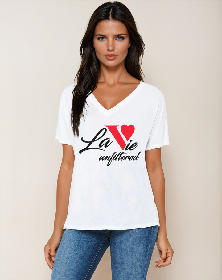 La Vie unfiltered red - V-Neck Slouchy Glam Tee - La Vie unfiltered