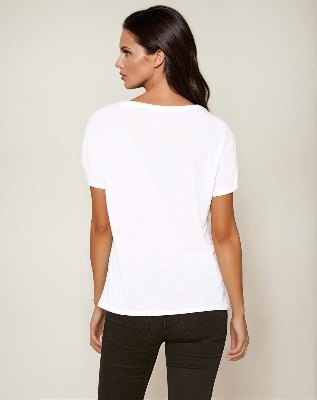 Coup de Foudre - V-Neck Slouchy Glam Tee - La Vie unfiltered