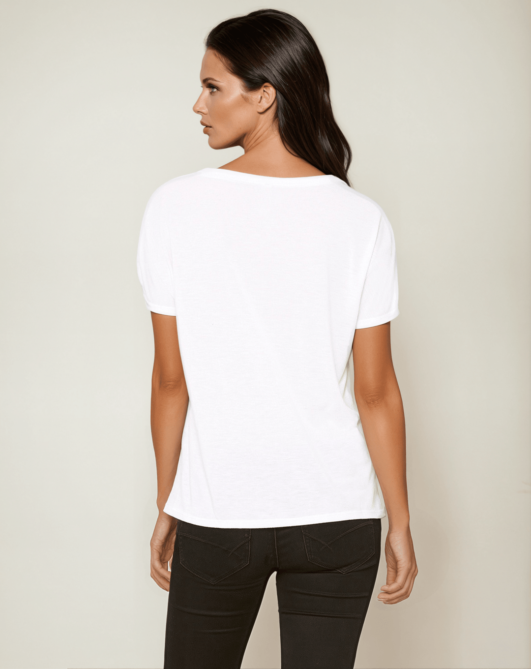 All I need is moi - V - Neck Slouchy Glam Tee - La Vie unfiltered