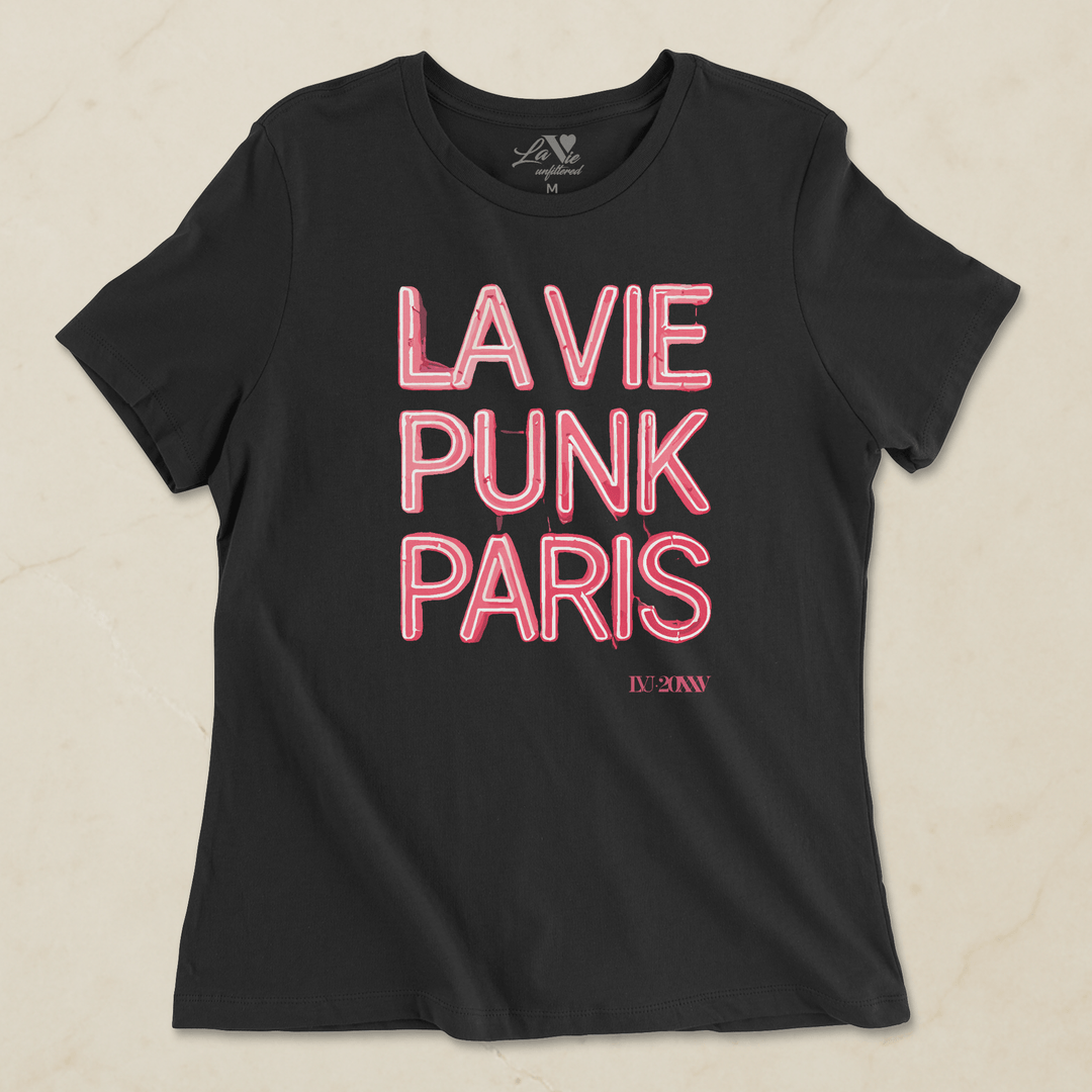 La Vie Lights Up - Allure Jersey Tee - La Vie unfiltered