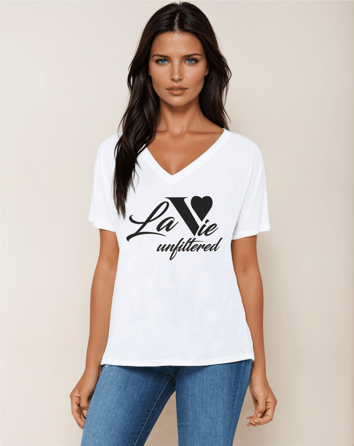 La Vie unfiltered white - V - Neck Slouchy Glam Tee - La Vie unfiltered