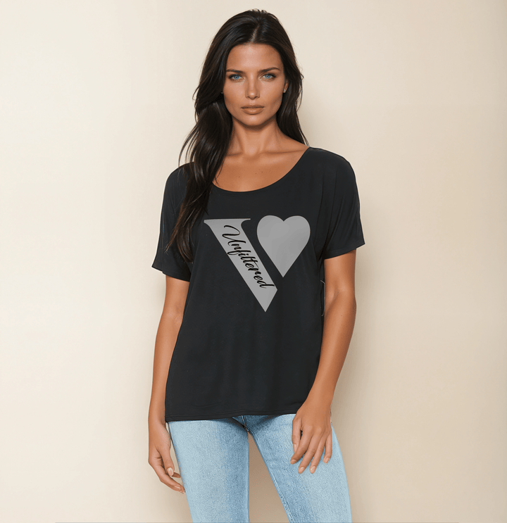V unfiltered black & white - The Chic Drape Top - La Vie unfiltered